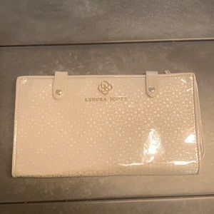 Kendra Scott jewelry case